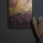 Perłowy ogród XVIII, Tomasz Klimczyk, nowoczesny pejzaż Duży, nowoczesny obraz ręcznie malowany na ścianę do salonu, sypialnii lub kancelarii. Stonowane, ale ciemne kolory oraz elegancka rama. Tomasz KLimczyk.