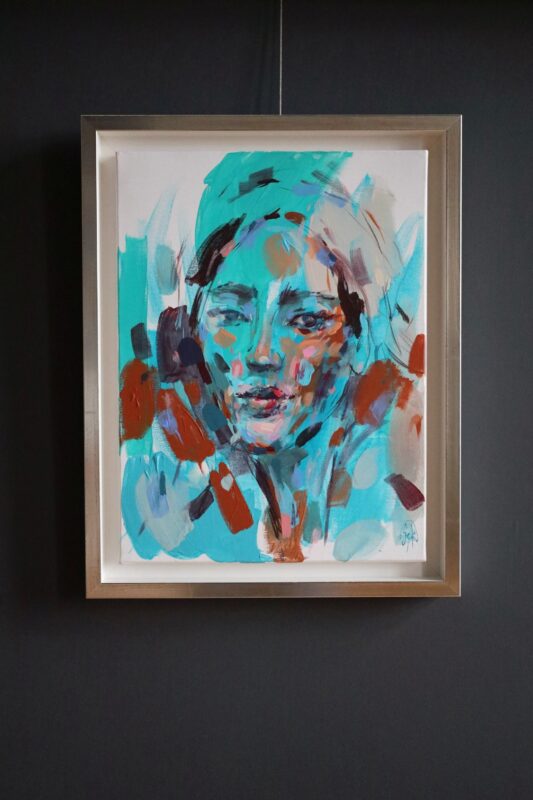 Dreamin Blue , Małgorzata Sęk Obraz ręcznie malowany, abstrakcja na płótnie, mały format. Kobieta na obrazie. Obraz w ramie. Idealny obraz na prezent dla kobiety.